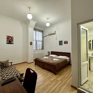 Gallery Апартаменты Тбилиси